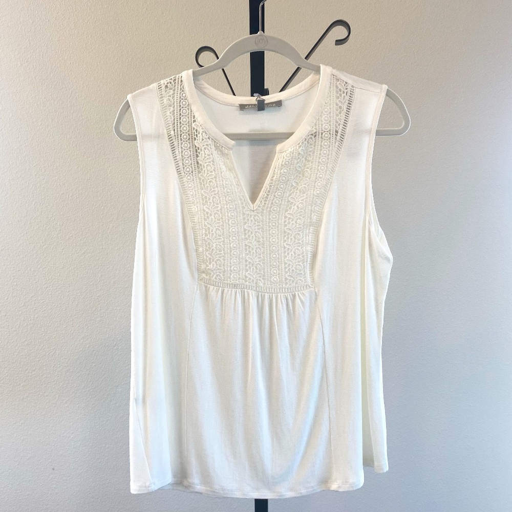 Daniel Rainn Dianna Embroidered Knit Tank